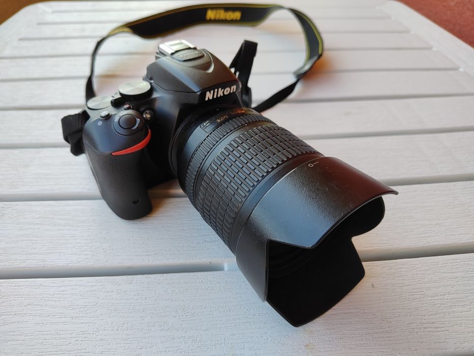 Фотоапарат Nikon D5500 + Nikkor 15-105 mm