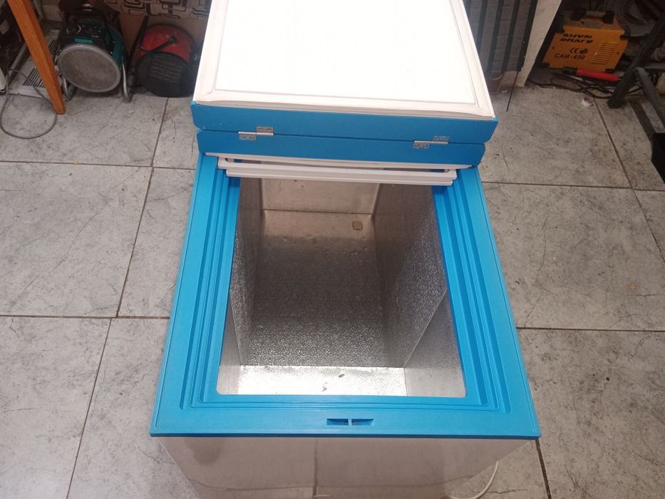 Продам морозильную камеру