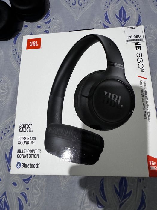 Наушник JBL сатылады