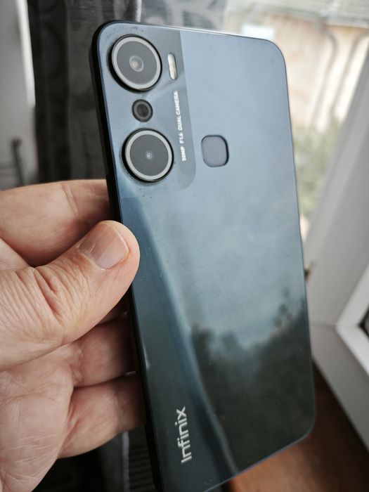 Infinix Hot 12 Pro - impecabil tehnic si estetic
