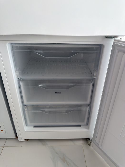 Продам холодильник в идеальном состоянии
