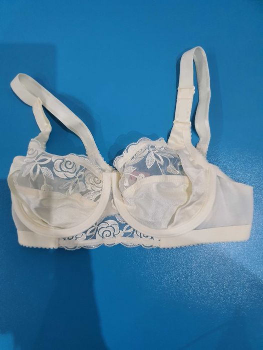 Сутиен Miss Mary