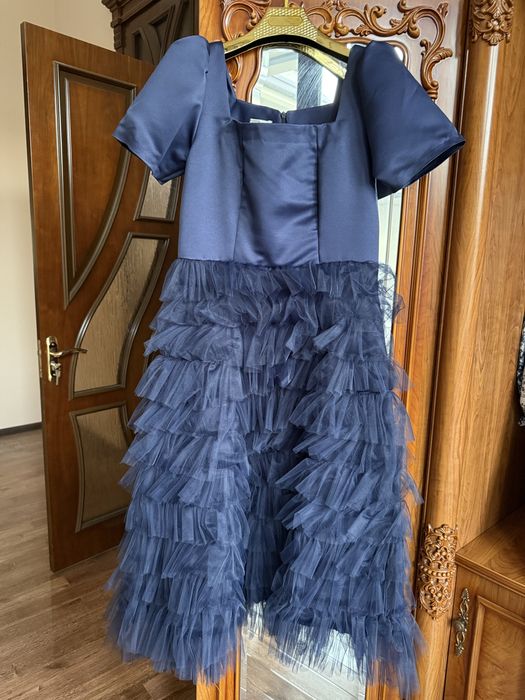 Вечернее и коктейльное платье