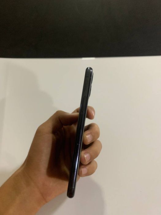 Айфон 11 про очилмаган