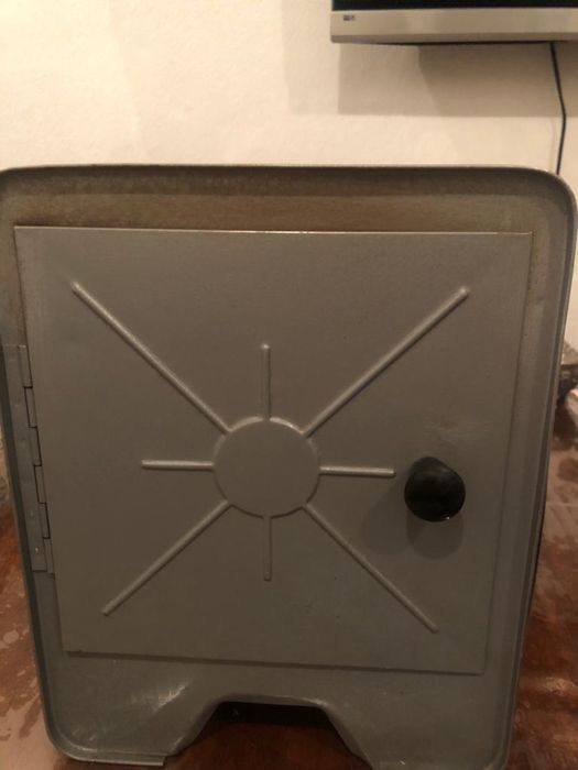 Продам духовку