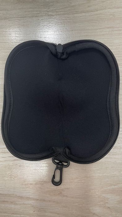 Чехлы стильные для очков