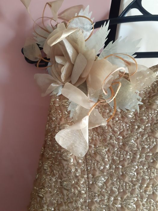 Платье праздничное