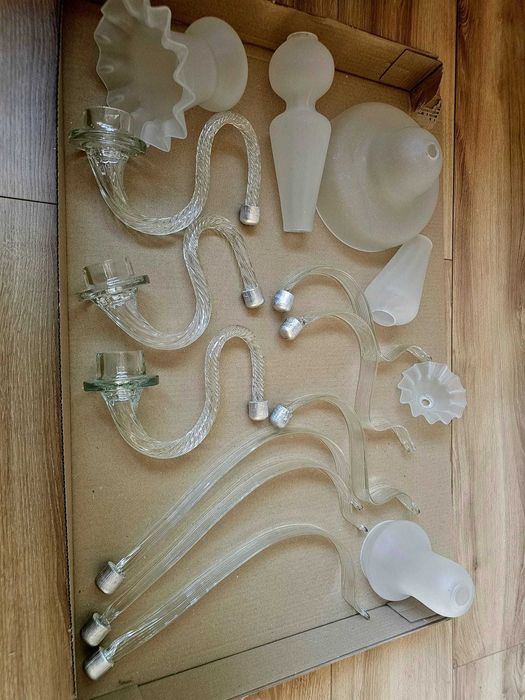 Piese lustra clasica din sticla alba