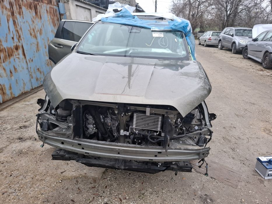 Продавам на части Субару Асцент 2023г