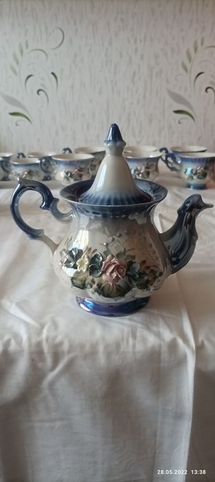 Продам сервис СССР на 6 персон фарфор