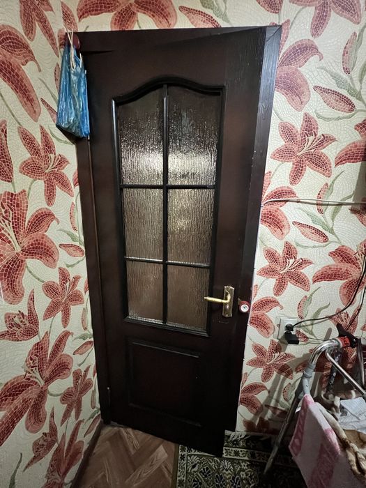 Продам двери межкомнатные