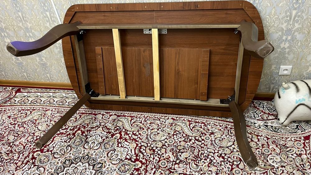 Деревянный раскладной  стол