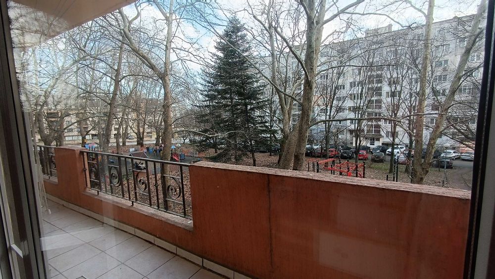 Дава се под наем Тристаен апартамент в Варна, Център - 62 кв.м за 498.27 € - Снимка #14