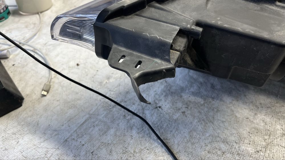 Ford Transit Custom ляв и 2 броя десен фар