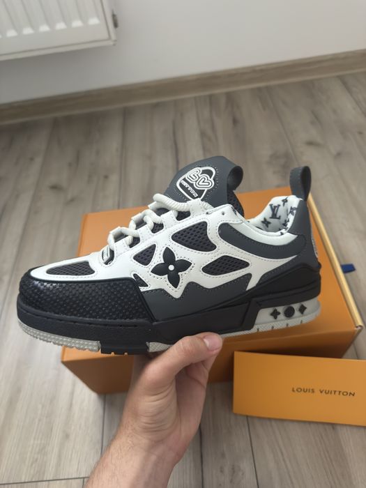 Adidasi Lv skate noi marimea 41