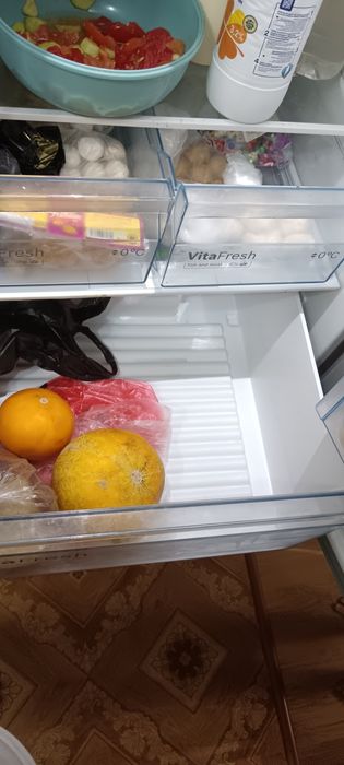 Продам Холодильник BOSCH