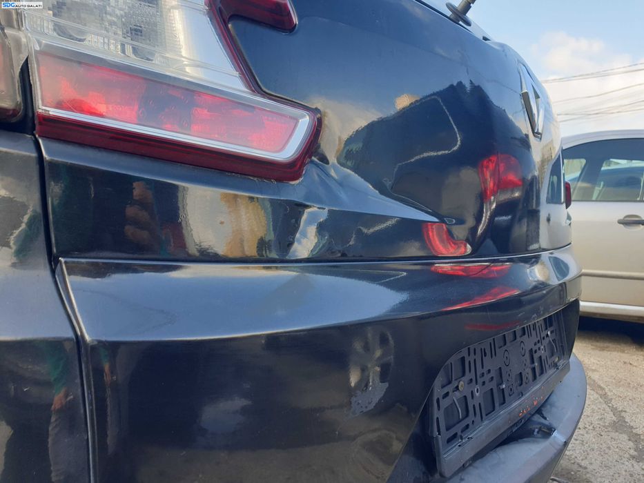 Haion Hayon Capota Portbagaj Dezechipat cu Luneta Geam Sticla cu Defect Renault Megane 3 Break Combi 2008 - 2016 Culoare NV676 [K8803]
