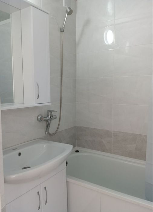 Продам 3 к.кв в 11 мкр