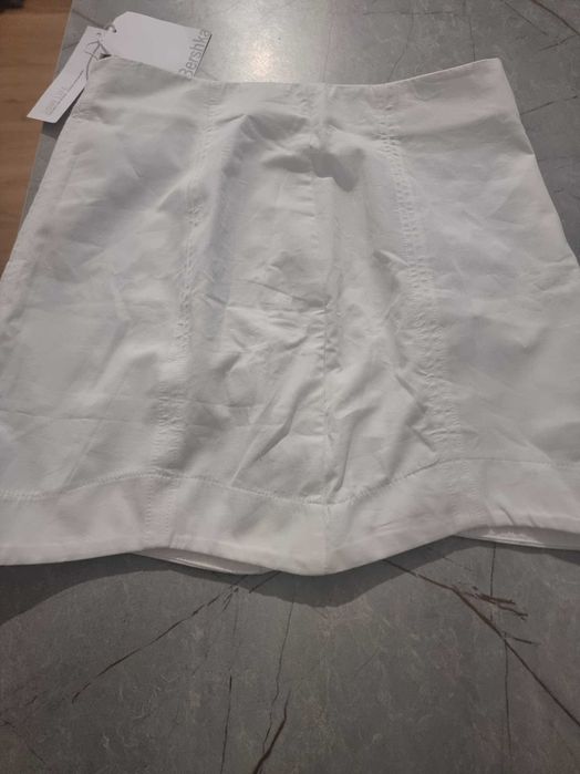 Дамска пола bershka