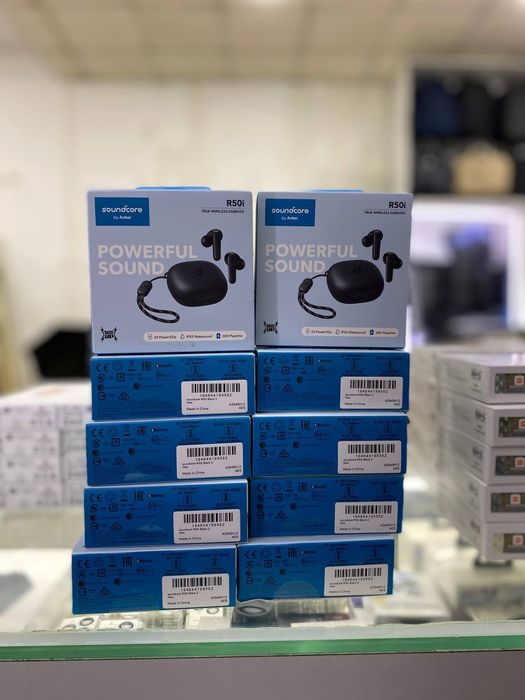 Soundcore R50i earbuds