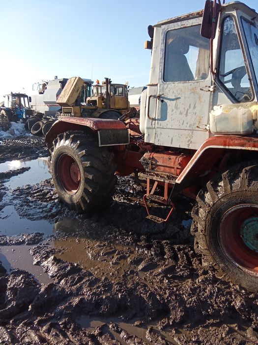 Продам т 150 в отличном состоянии