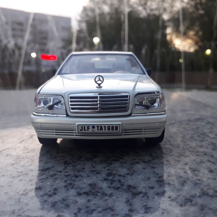 Мерседес S320 и Mersedes E 300