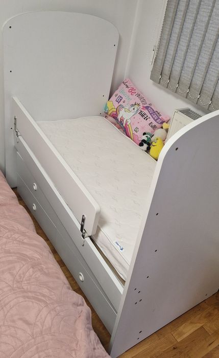 Детско люлеещо легло