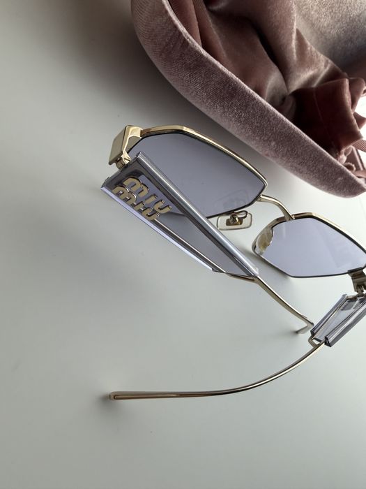 Miu Miu Слънчеви очила