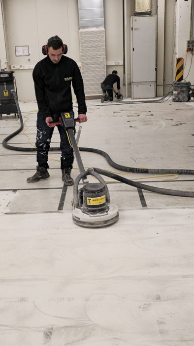 Slefuire si reparatii  pardoseli industriale
