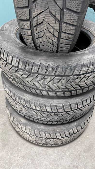 Anvelope iarna Vredestein wintrac xtreme 215/60R16 Set 4 buc DOT 2019