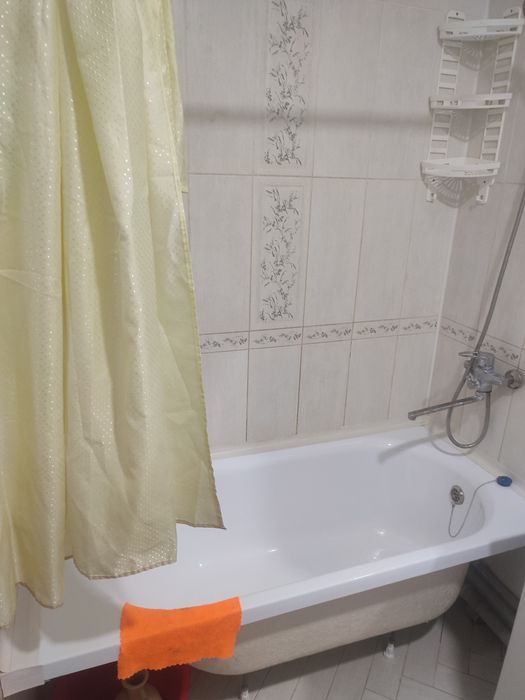 Пәтер жалга беріледі.