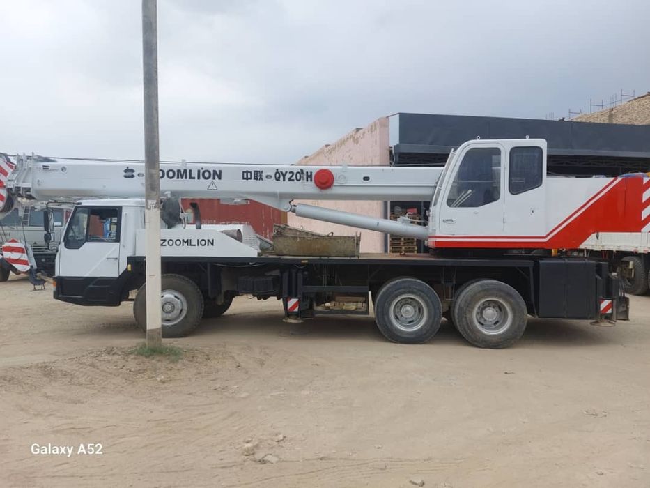 Автокран Китай Zoomlion 2008г . 16тонн вилеть стрела  32m+8m