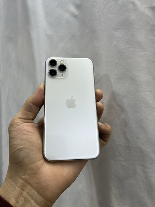IPhone 11 Pro 64GB.         .