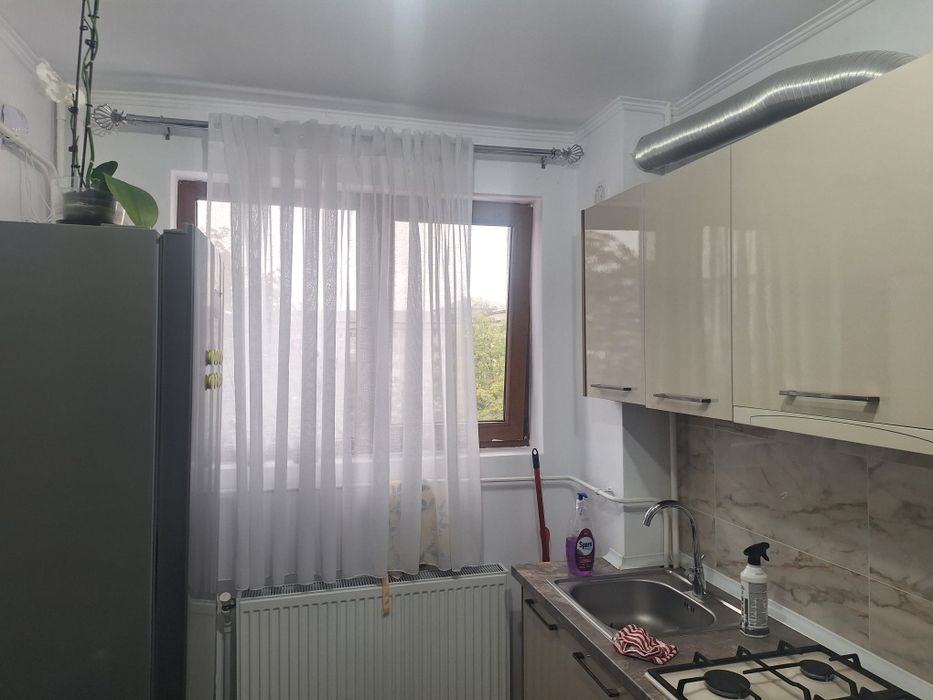 Apartament,  2 camere ,zona Vale (mobilat si utilat)