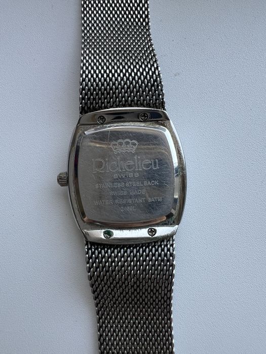 Продам часы щвейцарские оригинал