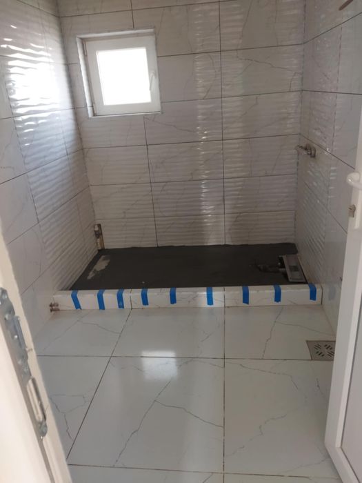 Faiantar, gresier, rigipsar, zugrav, amenajari interioare