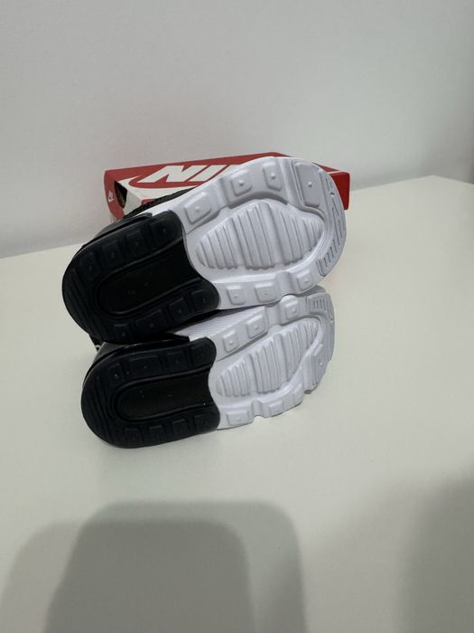 Nike baietei marimea 19.5