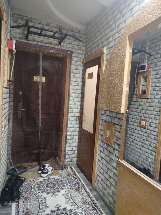 2 honali uy sotiladi