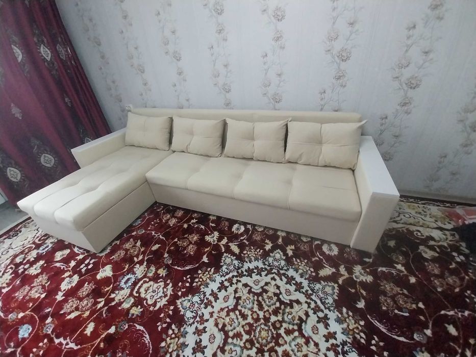 Продам       Диван