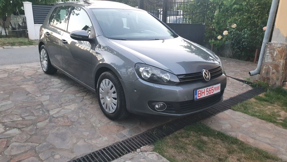 Golf 6 Euro 5 102 cp MPI Park pilot,incalzire in scaune  senzori parcare  cornering compyuter pilot