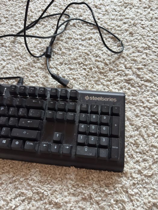 Tastatura gamin apex m750