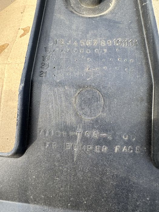 Bară față honda civic .