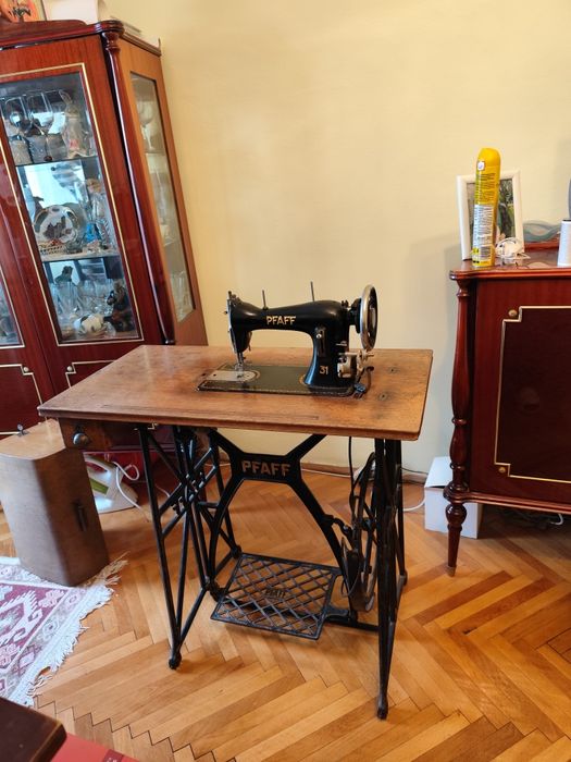 Mașină de cusut PFAFF 31