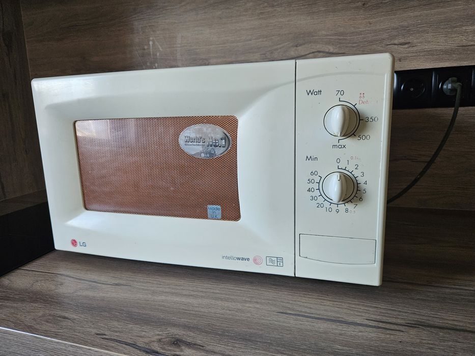 Микровълнова Печка LG MS-197H
