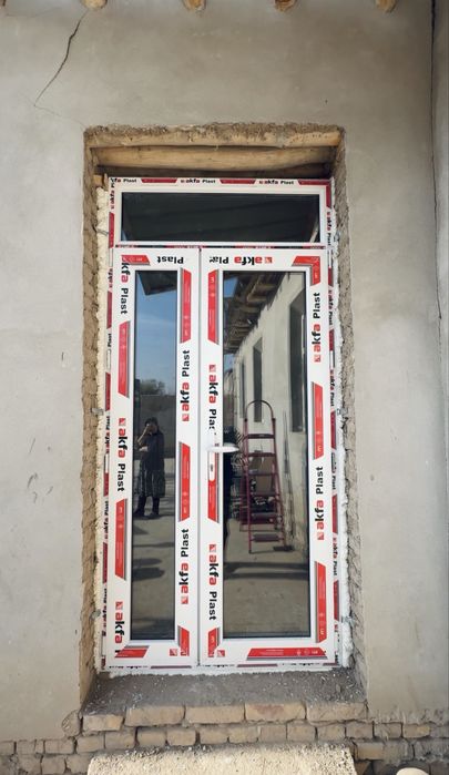 Akfa-eshik-oyna-setkalar