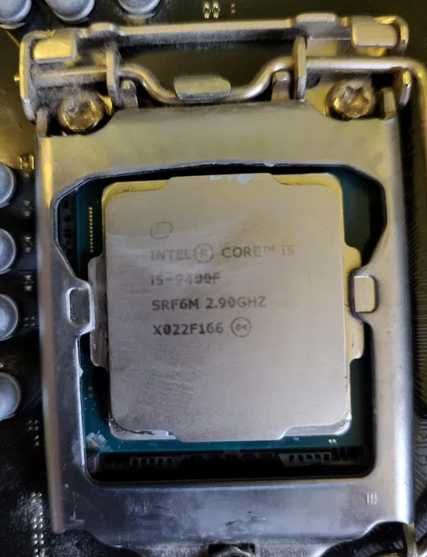 Combo - Placa de bază ASUS H310M-R R2.0 + i5-9400F + 16GB RAM