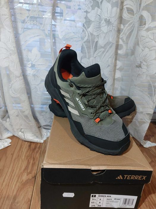 Adidas Terrex AX4
