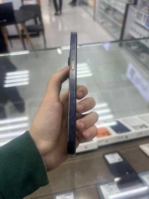 Iphone 15 pro max eSIM  256gb zaratkasi 81%