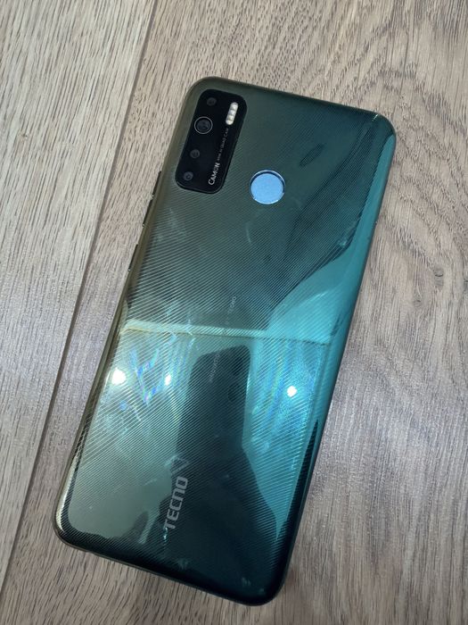 Tecno Camon 15 CD7 смартфон