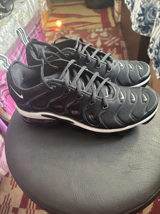 Adidasi Nike AIR VAPORMAX Plus